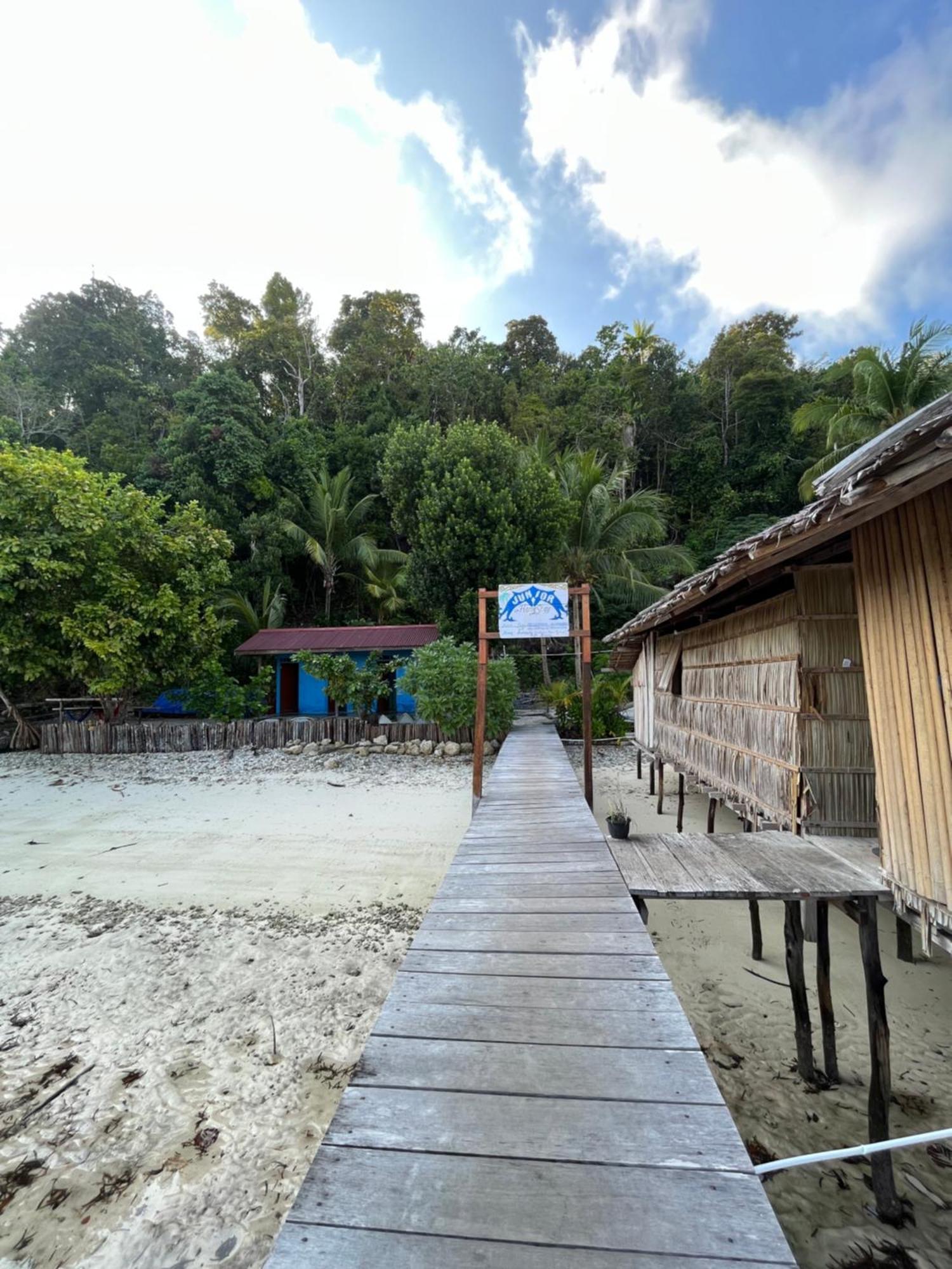 Junior Homestay Kri Extérieur photo