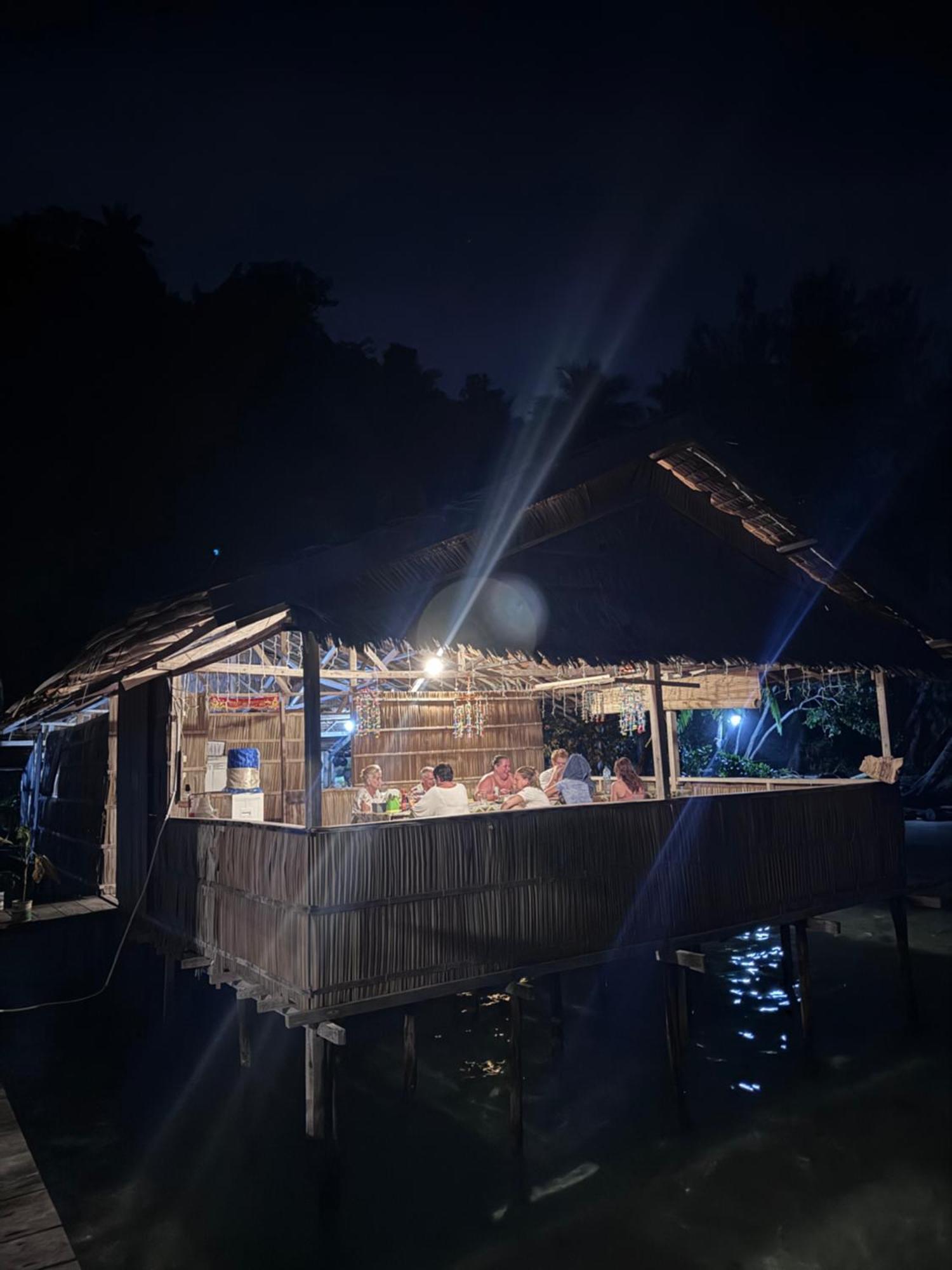 Junior Homestay Kri Extérieur photo